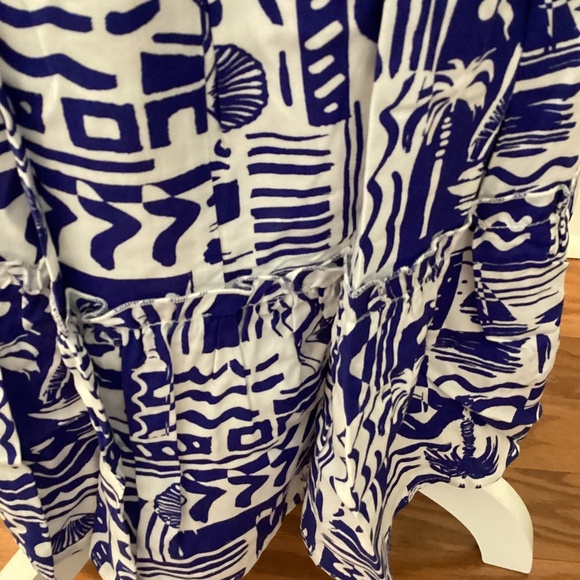 PUFF SLEEVE RESORT PRINT DRESS (Color: Blue/ White) - Picture 4 of 7